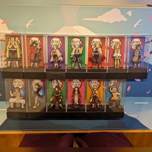 FigPin Demon Slayer pins 13 pieces. - Picture 1 of 14